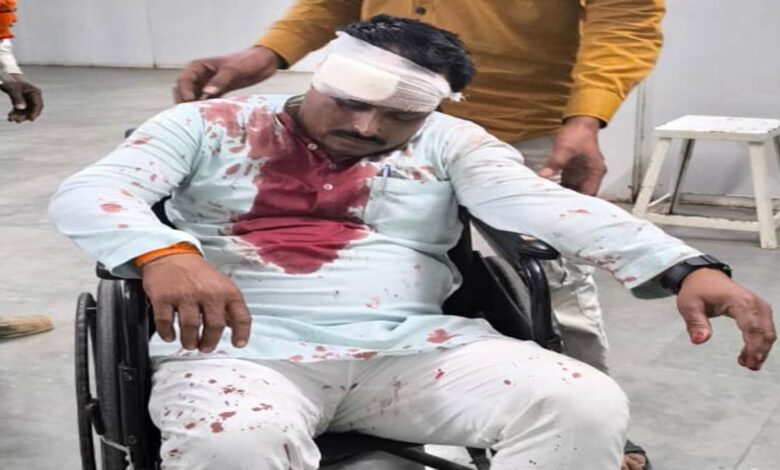 Chhatarpur News: छतरपुर में भाजपा नेता मुकेश शर्मा पर जानलेवा हमला