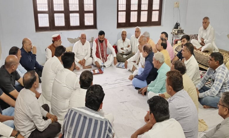 Haryana News: सीएम नायब सिंह सैनी ने कैथल में शोकाकुल परिवारों के निवास पर पहुंचे, शोक जताकर दी सांत्वना