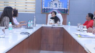 ADA की 664 अवैध कॉलोनियां होंगी सील:  समीक्षा बैठक में कमिश्नर ने दिए निर्देश, 4600 बकाएदारों के आवंटन होंगे निरस्त - Agra News