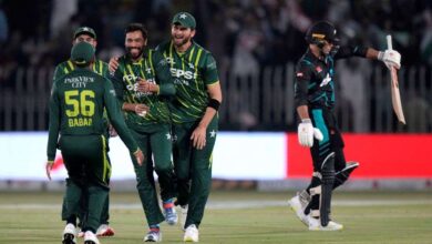 PAK vs NZ: न्यूजीलैंड के खिलाफ मैच से पहले पाकिस्तान को तगड़ा झटका, दो धांसू खिलाड़ी हुए बाहर