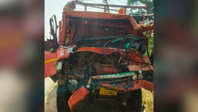 Varanasi Accident: हाईवे पर खड़े ट्रक में घुसा दूसरा ट्रक, हादसे में दो की मौत; एक घायल
