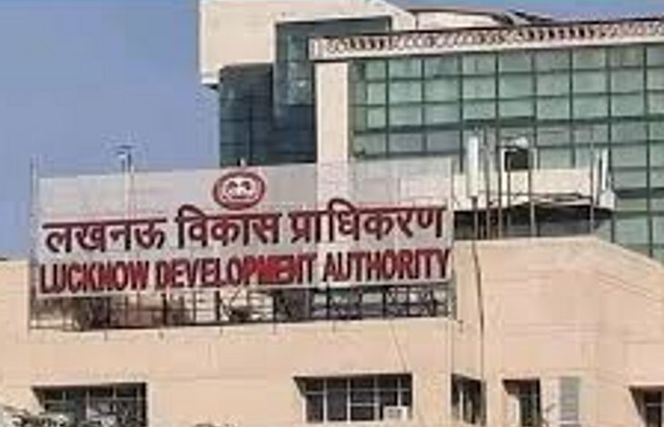 एलडीए से अपार्टमेंट व होटल गिराने की फाइल गायब:  बिना नक्शा पास कराए हुआ निर्माण, अवैध निर्माण के ध्वस्तीकरण आदेश के अनुपालन का शपथपत्र हाईकोर्ट ने किया तलब - Lucknow News